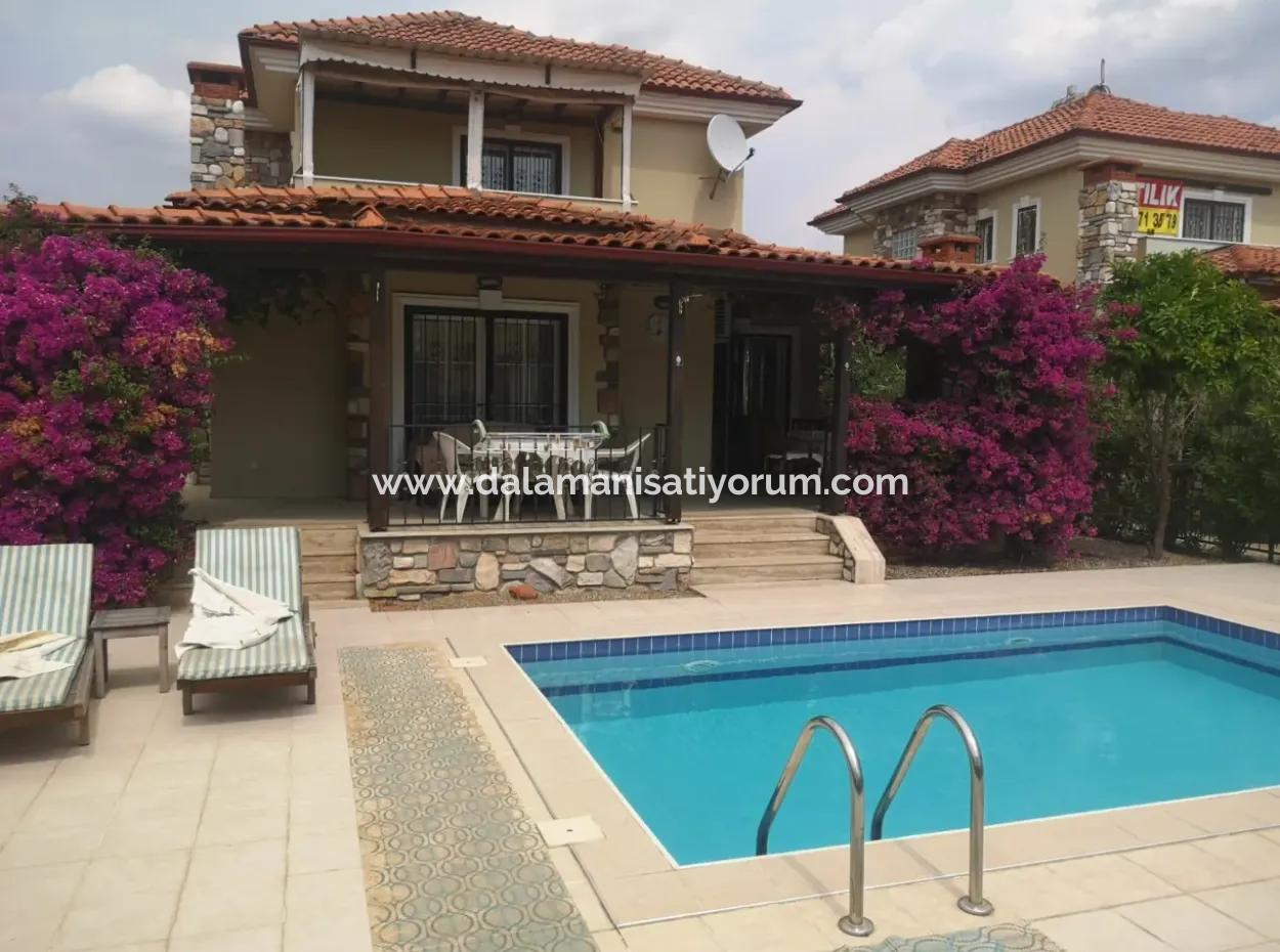 Möblierte Villa Mit Pool In Dalaman Altintas