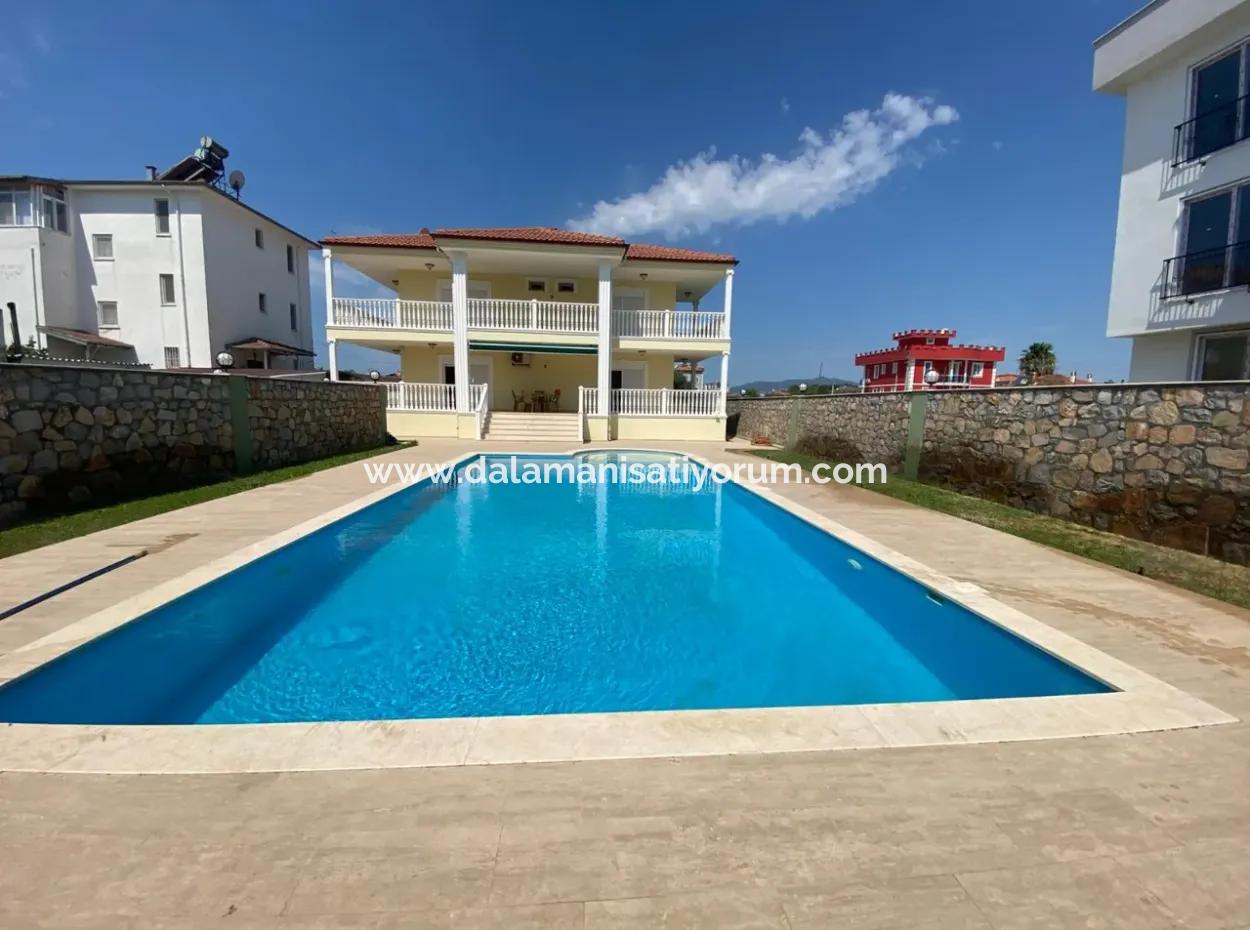 Luxusvilla In Dalaman Serefler