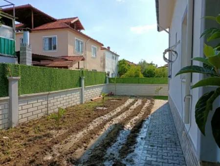 Riesige Gelegenheit Einfamilienhaus Komplett Renoviert In Dalaman Altintas Nachbarschaft