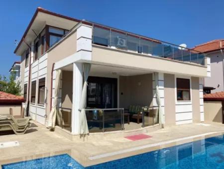 Dalaman Karaçali Mah. Luxus 4 1 Villa Zu Verkaufen