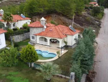 Freistehende Villa Mit Pool Zum Verkauf Zu Einem Erschwinglichen Preis Im Dalaman Akkaya Tal