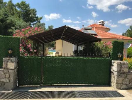 Bungalow For Sale In Akkaya Taşliburunda