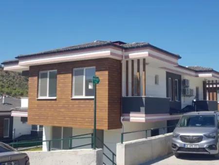 Ikizvilla For Sale In A Complex In Atakent