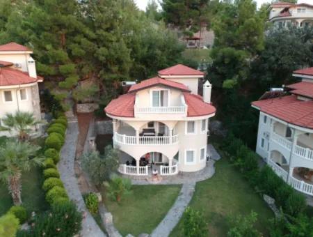 Dalaman 'In Gözdesi Akkaya Da Şahane 4+1 Villa Satılık