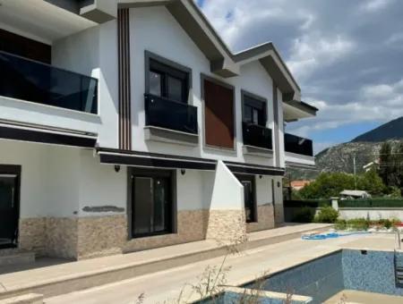 Dalaman Karaçalı'da Satılık Lüks Villa